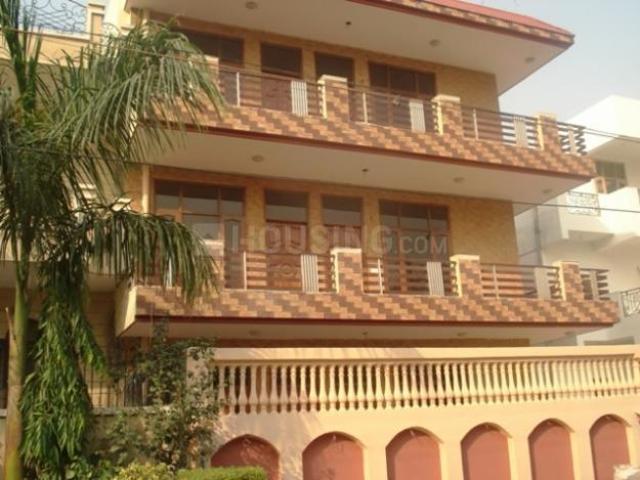 2 BHK Independent House in Sector 4 for rent Gurgaon. The reference number is 20703469