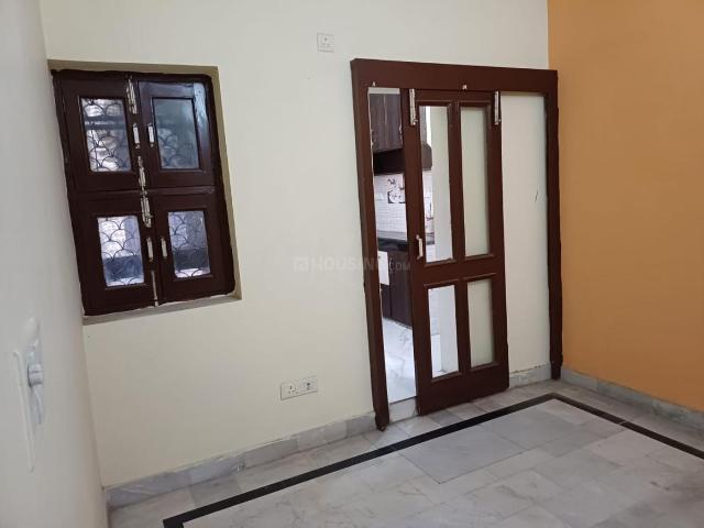 2 BHK Independent House in Sector 4 for rent Gurgaon. The reference number is 21034992