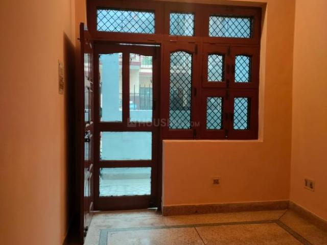 2 BHK Independent House in Sector 4 for rent Gurgaon. The reference number is 21035063