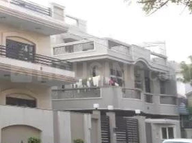 2 BHK Independent House in Sector 51 for rent Noida. The reference number is 20851914