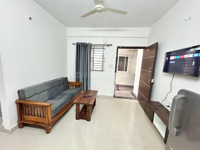 2 BHK Independent House in Sector 51 for rent Noida. The reference number is 21246357