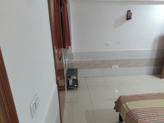 2 BHK Independent House in Sector 53 for rent Noida. The reference number is 20730148