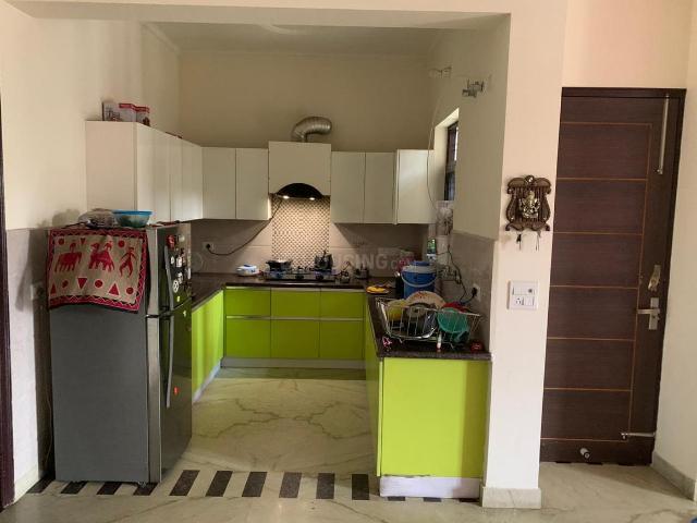 2 BHK Independent House in Sector 5 for rent Gurgaon. The reference number is 18495888
