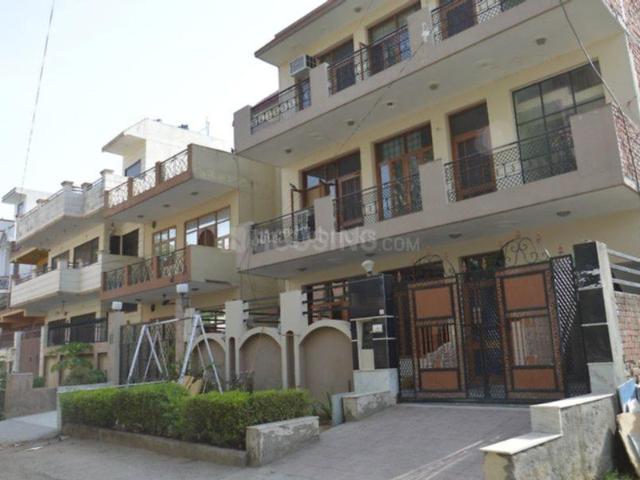 2 BHK Independent House in Sector 5 for rent Gurgaon. The reference number is 20375396