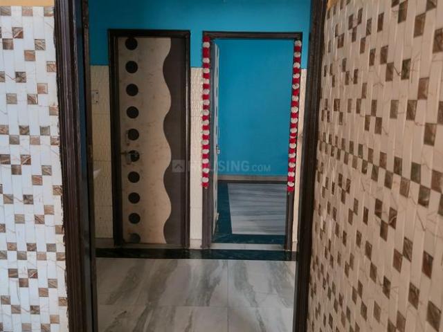 2 BHK Independent House in Sector 5 Rohini for rent New Delhi. The reference number is 21019568