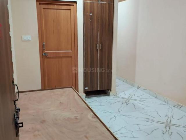 2 BHK Independent House in Sector 60 for rent Noida. The reference number is 17689122