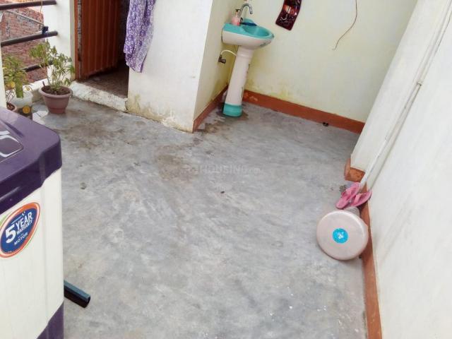 2 BHK Independent House in Sector 64 for resale Noida. The reference number is 21367798