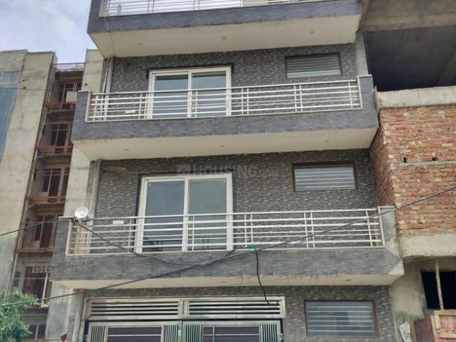 2 BHK Independent House in Sector 69 for resale Gurgaon. The reference number is 20542183