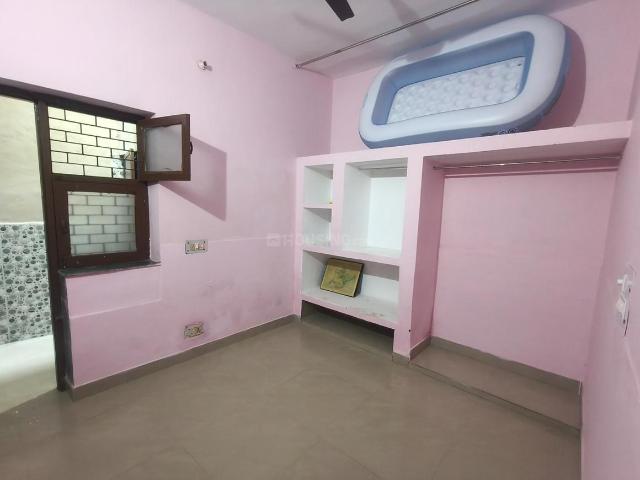 2 BHK Independent House in Sector 6 for rent Gurgaon. The reference number is 21051002