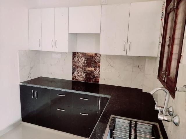 2 BHK Independent House in Sector 8 for resale Gurgaon. The reference number is 20624427
