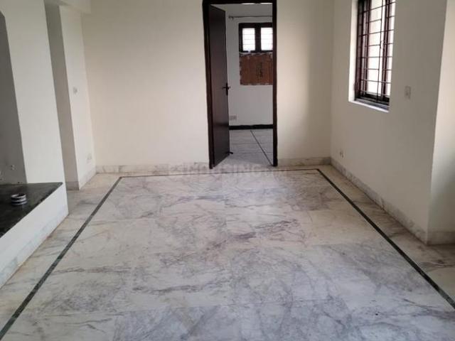 2 BHK Independent House in Sector 9 for rent Gurgaon. The reference number is 18946137