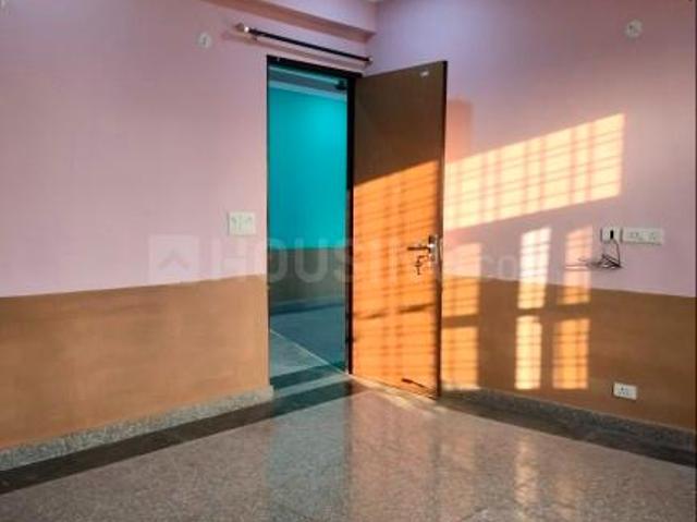 2 BHK Independent House in Sector 9 for rent Gurgaon. The reference number is 21303980