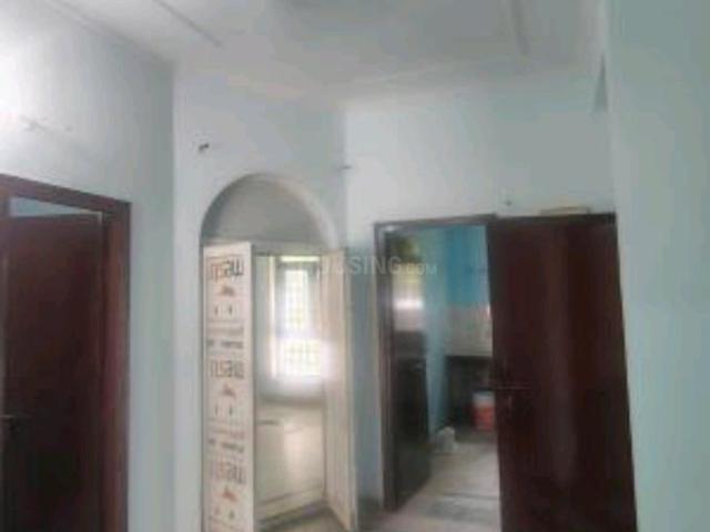 2 BHK Independent House in Sector Xu 1 for rent Greater Noida. The reference number is 21005455