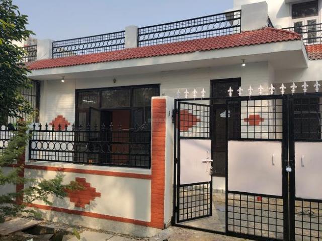 2 BHK Independent House in Sector Xu 1 for resale Greater Noida. The reference number is 18872579
