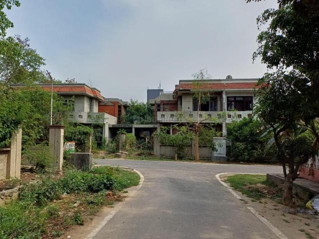 2 BHK Independent House in Sector Xu 1 for resale Greater Noida. The reference number is 21323505