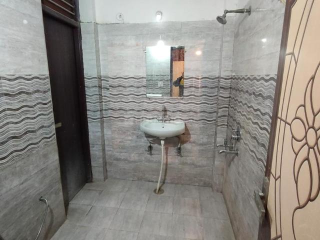 2 BHK Independent House in Sector Xu 2 for rent Greater Noida. The reference number is 19807851