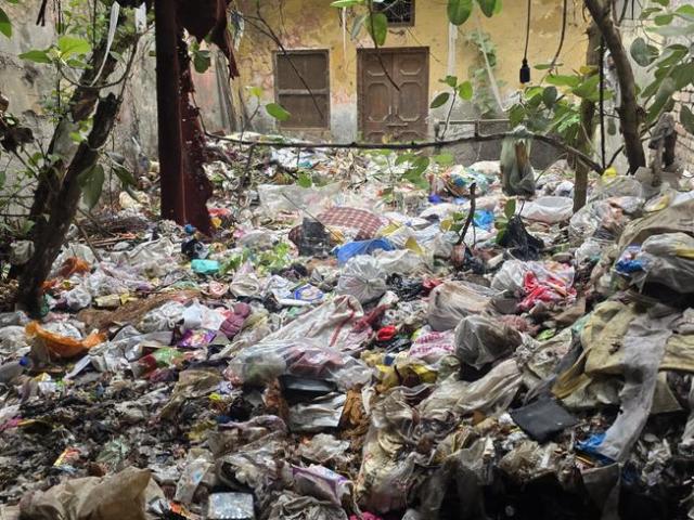 2 BHK Independent House in Shahdara for resale New Delhi. The reference number is 21104900