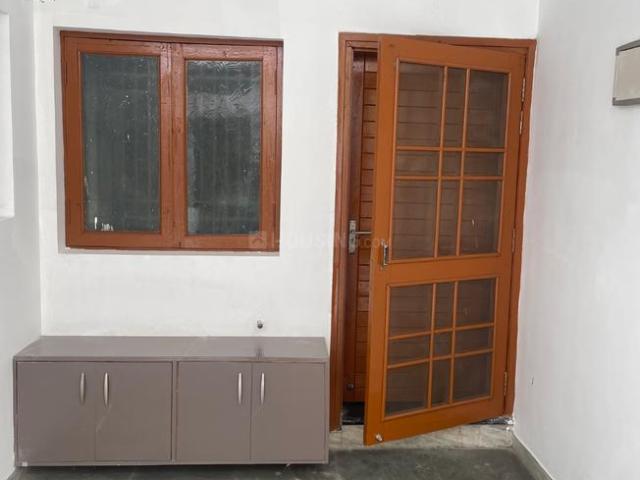 2 BHK Independent House in Shankar Nagar for rent Raipur. The reference number is 20720972