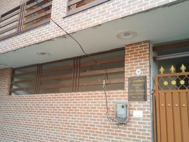 2 BHK Independent House in Sharda Nagar for rent Lucknow. The reference number is 9440511