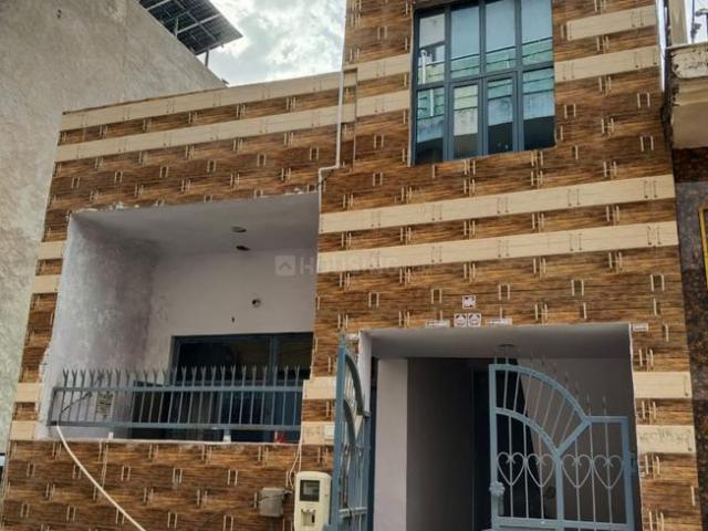 2 BHK Independent House in Shastripuram for resale Agra. The reference number is 20304543