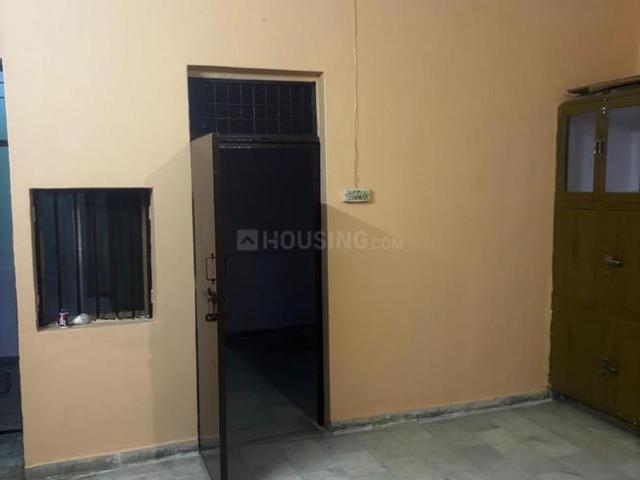 2 BHK Independent House in Sikandra for rent Agra. The reference number is 20387654
