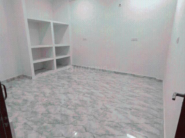2 BHK Independent House in Sikraul for rent Varanasi. The reference number is 21168095