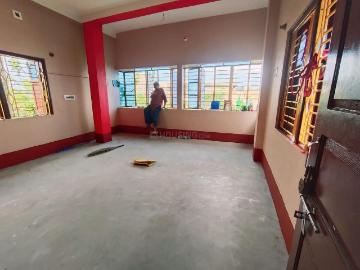 2 BHK Independent House in Agarpara for rent Kolkata. The reference number is 20460915