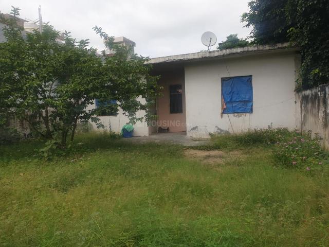 2 BHK Independent House in Swarn Nagari for resale Greater Noida. The reference number is 19099714