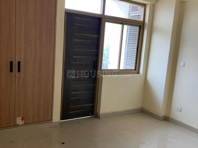 2 BHK Independent House in Swarn Nagari for resale Greater Noida. The reference number is 20469015