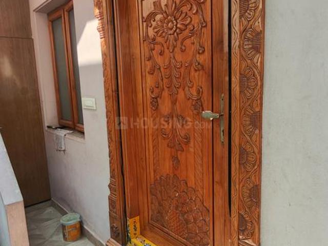 2 BHK Independent House in Suryanarayana Puram for rent Kakinada. The reference number is 21405037