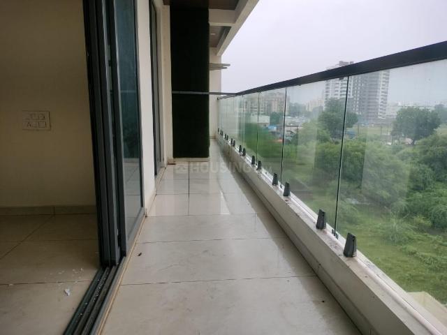 2 BHK Penthouse in New Alkapuri for rent Vadodara. The reference number is 20446008