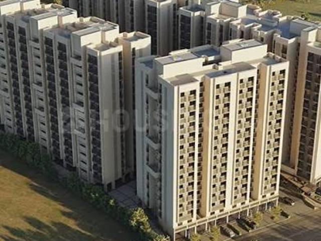 2 BHK Penthouse in Shela for rent Ahmedabad. The reference number is 20704188