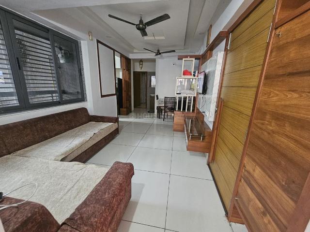2 BHK Penthouse in Vaishno Devi Circle for rent Ahmedabad. The reference number is 20898689