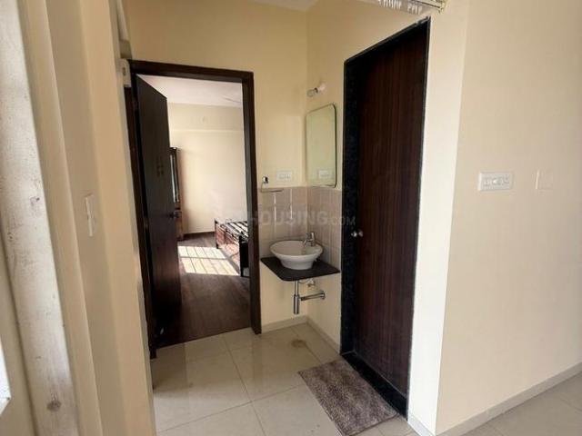 2 BHK Penthouse in Vishrantwadi for rent Pune. The reference number is 19990138