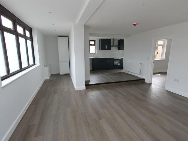 2 Birchall Road, Rushden NN10, 1 bed maisonette to rent, £875 pcm | PrimeLocation