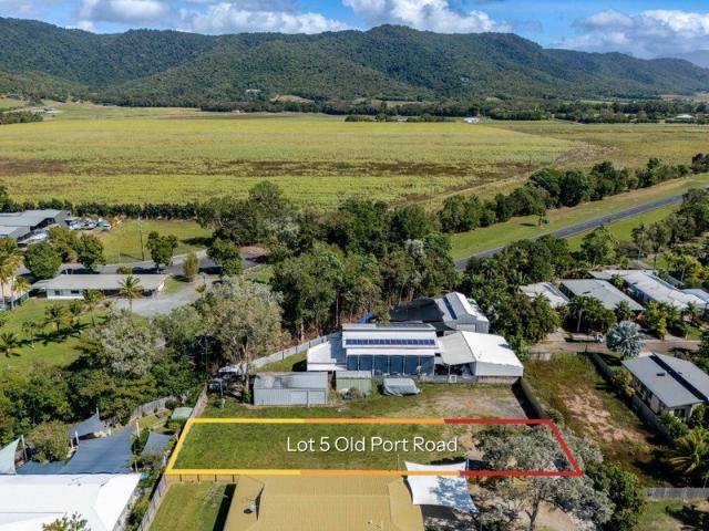 2 BLOCKS AVAILABLE: 1 VACANT, 1 WITH A SHED