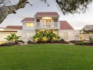 2 Boorook Street, Buddina, QLD 4575