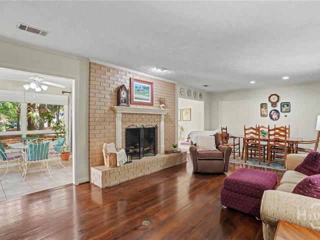 2 Bowline Court