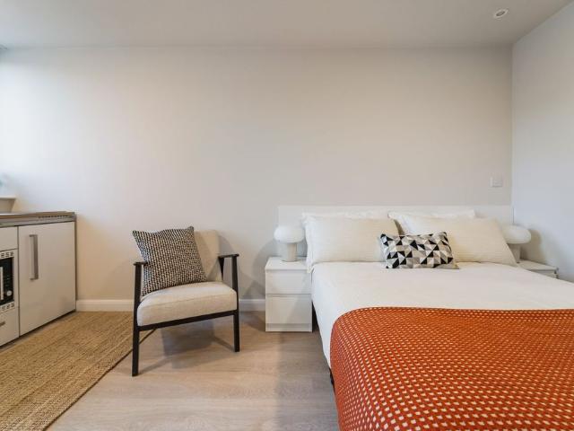 2 Bournbrook Road ALL BILLS INCLUDED