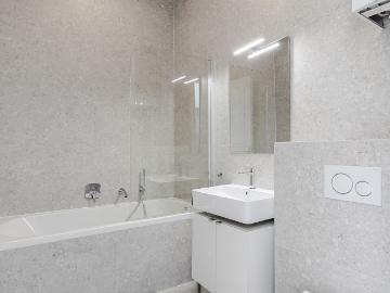 2 BR | Alsergrund, w/d, nr Freud, Vienna Amsterdam Apartments for Rent