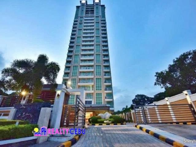 2 BR FULLY FURNISHED CONDO W/ GOLF RIGHT AT PADGETT PLACE, CEBU