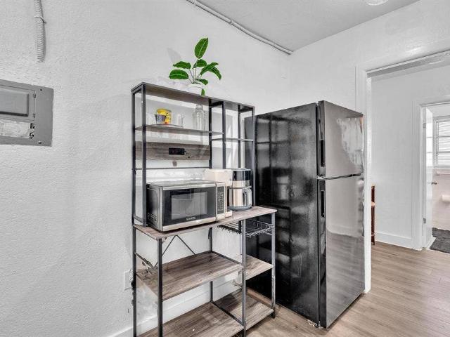 2 BR in Miami