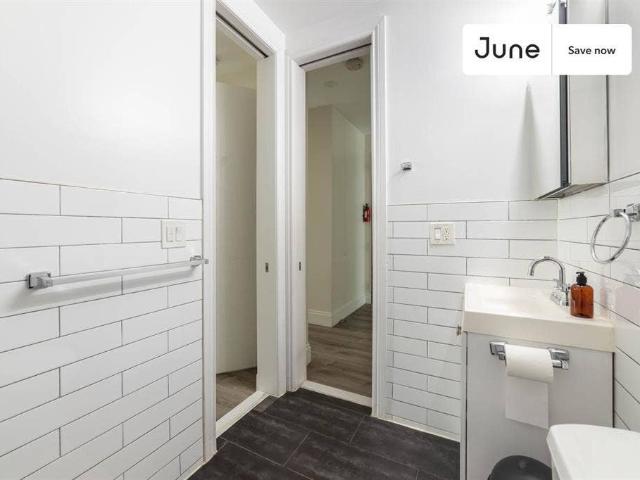 2 BR in New York City