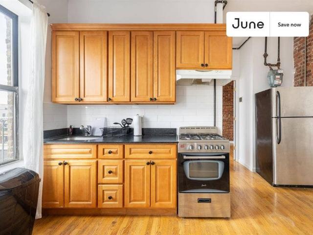 2 BR in New York City
