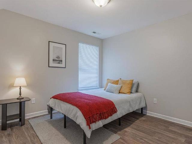 2 BR in Atlanta