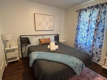 2 BR in Charlotte