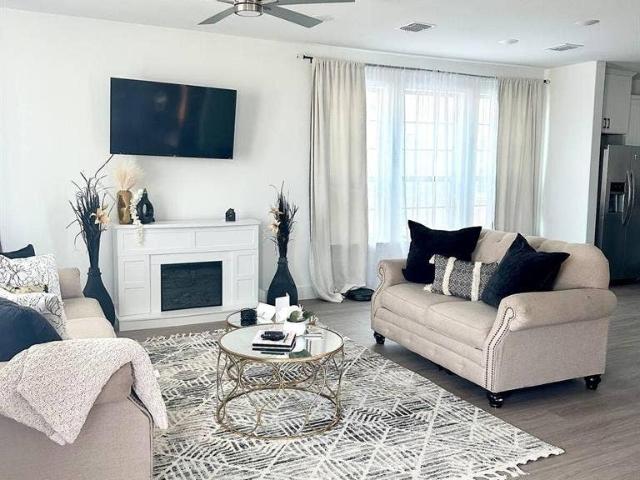 2 BR in Crowley