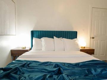 2 BR in Elizabeth
