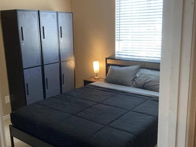 1 BR in Phoenix