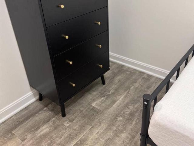 2 BR in Washington
